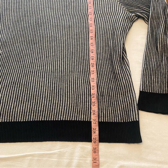 Alfani Men’s Black And White V-Neck Sweater Size XL 100% Cotton. - Picture 9 of 9